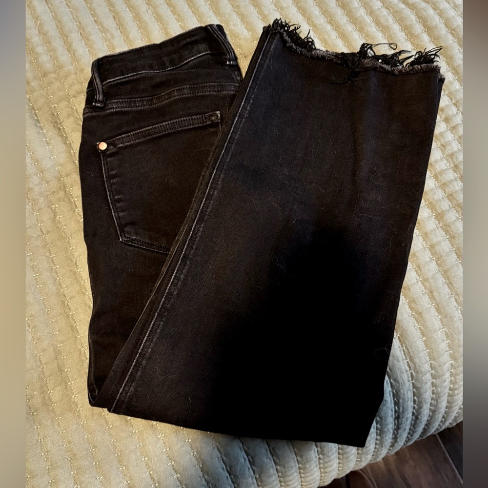 JUDY BLUE BLACK DISTRESSED JEAN
